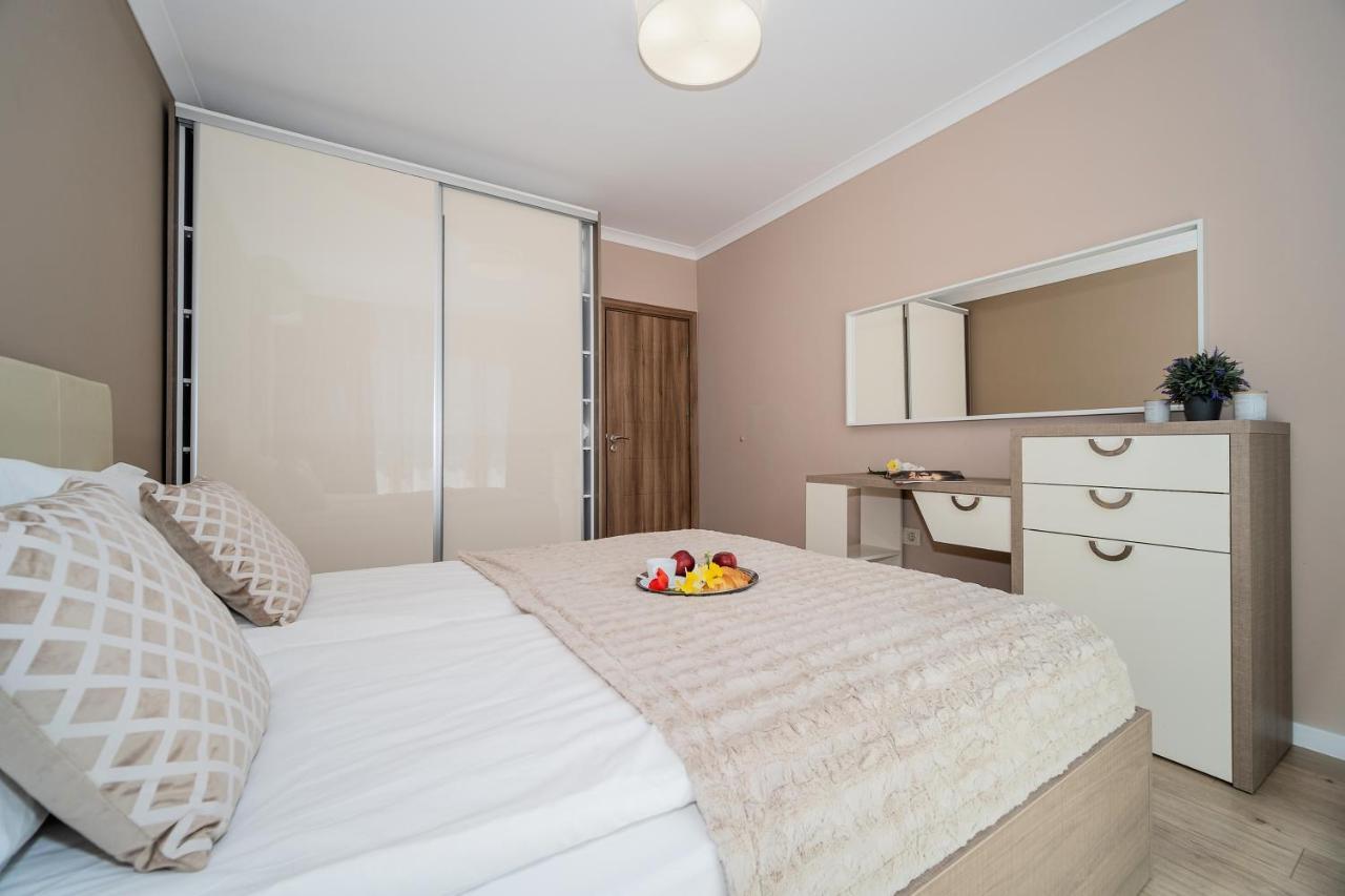 Comfy Luxury Center Apartment Varna Dış mekan fotoğraf